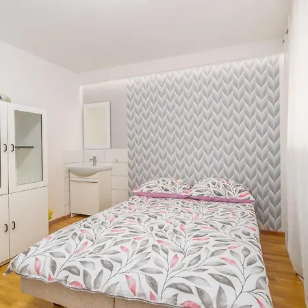 Pod Roza Wiatrow Apartment *